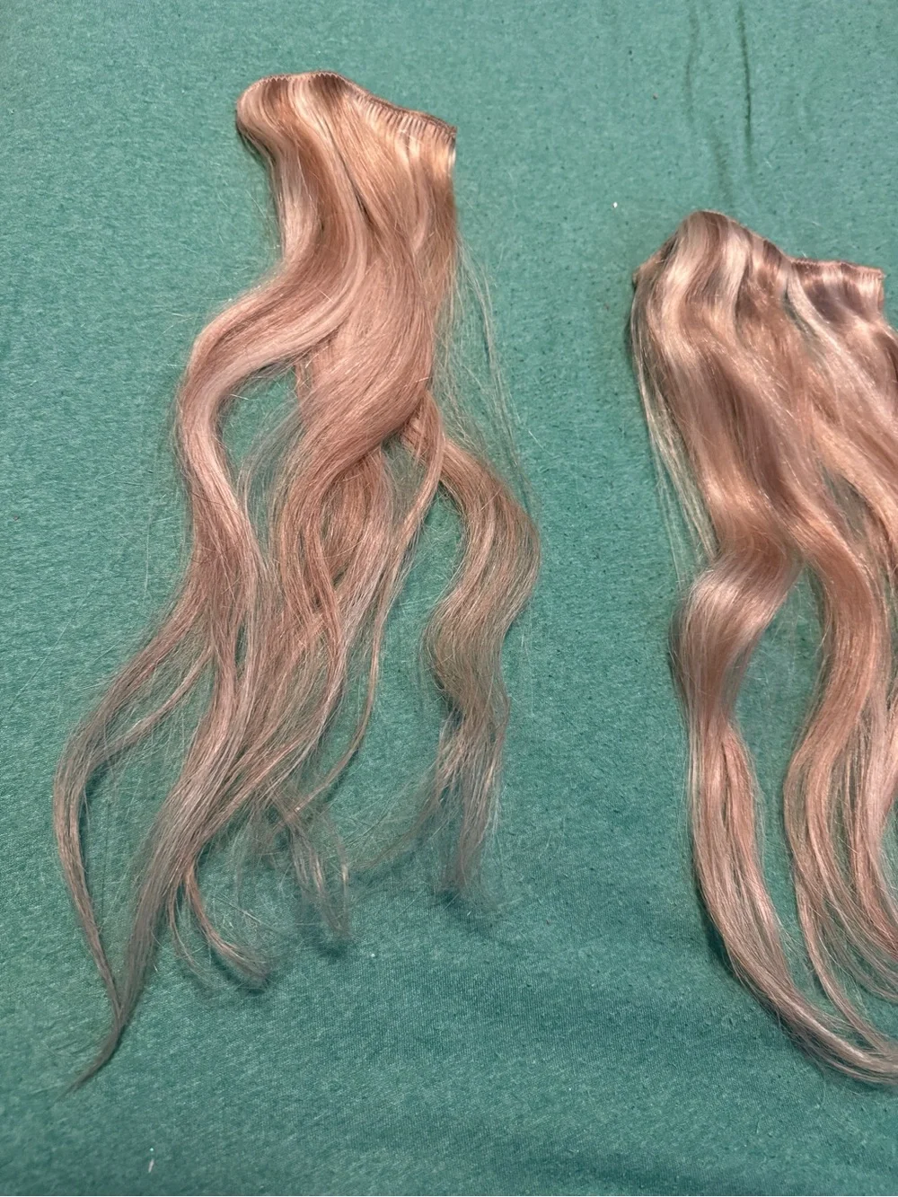 Blonde Wavy Clip-In Extensions with Subtle Ombré Effect